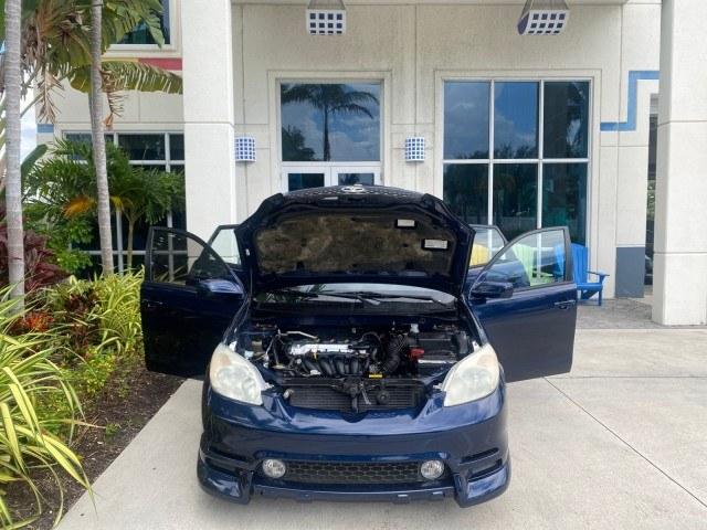 2003 Cosmic Blue Metallic /Dark Gray Toyota Matrix 1 FL XR LOW MILES 56,787 1 OWNER (2T1KR32E63C) with an 1.8L DOHC 16-Valve 4-Cyl Engine engine, Automatic transmission, located at 4701 North Dixie Hwy, Pompano Beach, FL, 33064, (954) 422-2889, 26.240938, -80.123474 - OUR WEBPAGE FLORIDACARS1.COM HAS OVER 100 PHOTOS AND FREE CARFAX LINK 2003 Toyota Matrix 1 OWNER Hatchback 4 DR 1.8L I4 F DOHC 16V Gasoline 28 MPG Front Wheel Drive Features ABS Brakes CD Audio Power Locks Rear Spoiler AM/FM Stereo Cassette Player Power Mirrors Air Conditioning Cruise Control Power- Photo#16