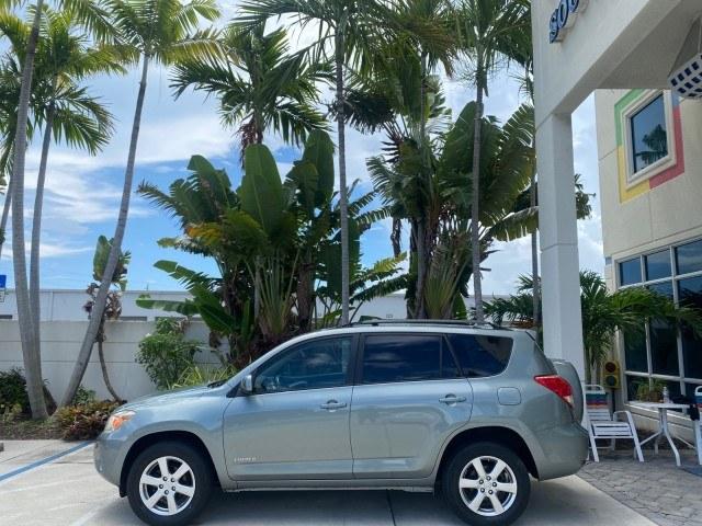 2006 Light Green Metallic /Ash Toyota RAV4 4X4Limited LOW MILES 67,531 (JTMBD31V766) with an 2.4L DOHC SFI 16-Valve VVT-i 4-Cyl Engine engine, Automatic transmission, located at 4701 North Dixie Hwy, Pompano Beach, FL, 33064, (954) 422-2889, 26.240938, -80.123474 - OUR WEBPAGE FLORIDACARS1.COM HAS OVER 100 PHOTOS AND FREE CARFAX LINK 2006 Toyota Rav4 Limited 4WD/AWD 4 Door Wagon/Sport Utility 2.4L I4 F DOHC 16V Gasoline 23 MPG All Wheel Drive Features 4WD/AWD ABS Brakes Air Conditioning Alloy Wheels AM/FM Stereo Automatic Transmission CD Audio Cloth Seats Crui- Photo#4