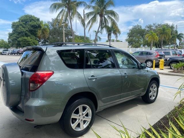 2006 Light Green Metallic /Ash Toyota RAV4 4X4Limited LOW MILES 67,531 (JTMBD31V766) with an 2.4L DOHC SFI 16-Valve VVT-i 4-Cyl Engine engine, Automatic transmission, located at 4701 North Dixie Hwy, Pompano Beach, FL, 33064, (954) 422-2889, 26.240938, -80.123474 - OUR WEBPAGE FLORIDACARS1.COM HAS OVER 100 PHOTOS AND FREE CARFAX LINK 2006 Toyota Rav4 Limited 4WD/AWD 4 Door Wagon/Sport Utility 2.4L I4 F DOHC 16V Gasoline 23 MPG All Wheel Drive Features 4WD/AWD ABS Brakes Air Conditioning Alloy Wheels AM/FM Stereo Automatic Transmission CD Audio Cloth Seats Crui- Photo#7