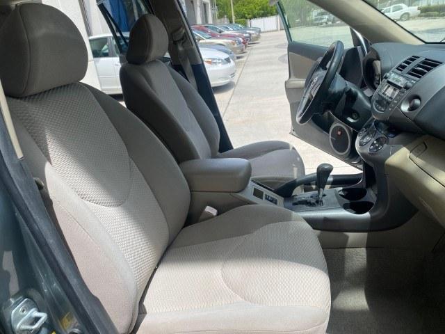 2006 Light Green Metallic /Ash Toyota RAV4 4X4Limited LOW MILES 67,531 (JTMBD31V766) with an 2.4L DOHC SFI 16-Valve VVT-i 4-Cyl Engine engine, Automatic transmission, located at 4701 North Dixie Hwy, Pompano Beach, FL, 33064, (954) 422-2889, 26.240938, -80.123474 - OUR WEBPAGE FLORIDACARS1.COM HAS OVER 100 PHOTOS AND FREE CARFAX LINK 2006 Toyota Rav4 Limited 4WD/AWD 4 Door Wagon/Sport Utility 2.4L I4 F DOHC 16V Gasoline 23 MPG All Wheel Drive Features 4WD/AWD ABS Brakes Air Conditioning Alloy Wheels AM/FM Stereo Automatic Transmission CD Audio Cloth Seats Crui- Photo#12