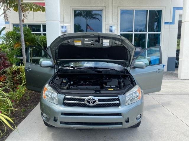 2006 Light Green Metallic /Ash Toyota RAV4 4X4Limited LOW MILES 67,531 (JTMBD31V766) with an 2.4L DOHC SFI 16-Valve VVT-i 4-Cyl Engine engine, Automatic transmission, located at 4701 North Dixie Hwy, Pompano Beach, FL, 33064, (954) 422-2889, 26.240938, -80.123474 - OUR WEBPAGE FLORIDACARS1.COM HAS OVER 100 PHOTOS AND FREE CARFAX LINK 2006 Toyota Rav4 Limited 4WD/AWD 4 Door Wagon/Sport Utility 2.4L I4 F DOHC 16V Gasoline 23 MPG All Wheel Drive Features 4WD/AWD ABS Brakes Air Conditioning Alloy Wheels AM/FM Stereo Automatic Transmission CD Audio Cloth Seats Crui- Photo#16