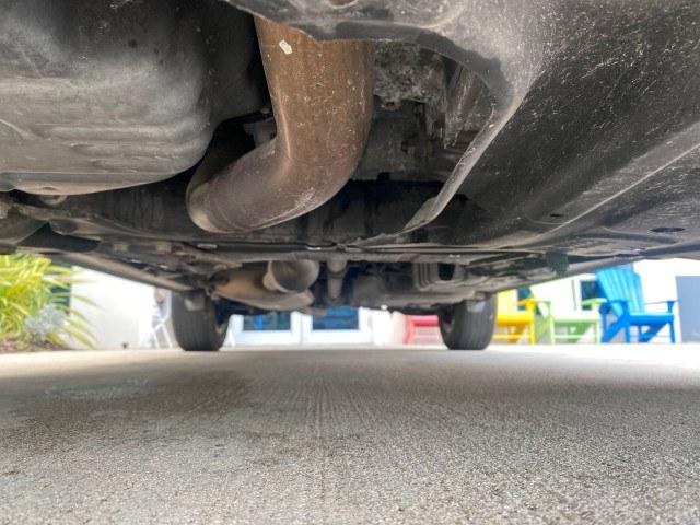 2006 Light Green Metallic /Ash Toyota RAV4 4X4Limited LOW MILES 67,531 (JTMBD31V766) with an 2.4L DOHC SFI 16-Valve VVT-i 4-Cyl Engine engine, Automatic transmission, located at 4701 North Dixie Hwy, Pompano Beach, FL, 33064, (954) 422-2889, 26.240938, -80.123474 - OUR WEBPAGE FLORIDACARS1.COM HAS OVER 100 PHOTOS AND FREE CARFAX LINK 2006 Toyota Rav4 Limited 4WD/AWD 4 Door Wagon/Sport Utility 2.4L I4 F DOHC 16V Gasoline 23 MPG All Wheel Drive Features 4WD/AWD ABS Brakes Air Conditioning Alloy Wheels AM/FM Stereo Automatic Transmission CD Audio Cloth Seats Crui- Photo#21