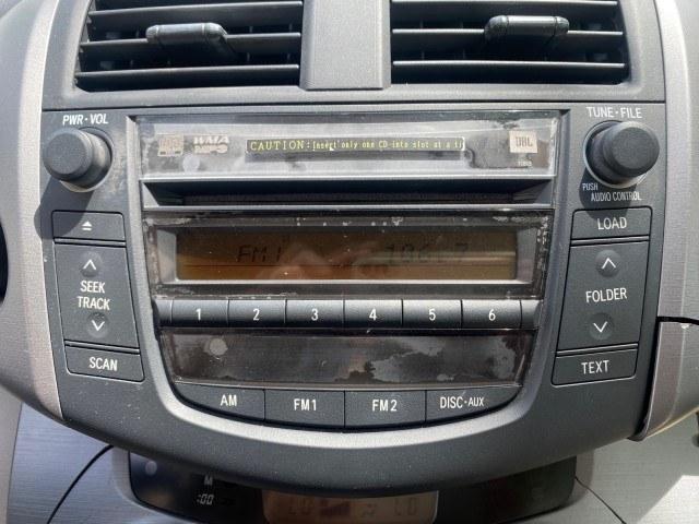 2006 Light Green Metallic /Ash Toyota RAV4 4X4Limited LOW MILES 67,531 (JTMBD31V766) with an 2.4L DOHC SFI 16-Valve VVT-i 4-Cyl Engine engine, Automatic transmission, located at 4701 North Dixie Hwy, Pompano Beach, FL, 33064, (954) 422-2889, 26.240938, -80.123474 - OUR WEBPAGE FLORIDACARS1.COM HAS OVER 100 PHOTOS AND FREE CARFAX LINK 2006 Toyota Rav4 Limited 4WD/AWD 4 Door Wagon/Sport Utility 2.4L I4 F DOHC 16V Gasoline 23 MPG All Wheel Drive Features 4WD/AWD ABS Brakes Air Conditioning Alloy Wheels AM/FM Stereo Automatic Transmission CD Audio Cloth Seats Crui- Photo#61