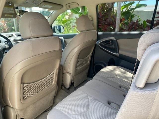 2006 Light Green Metallic /Ash Toyota RAV4 4X4Limited LOW MILES 67,531 (JTMBD31V766) with an 2.4L DOHC SFI 16-Valve VVT-i 4-Cyl Engine engine, Automatic transmission, located at 4701 North Dixie Hwy, Pompano Beach, FL, 33064, (954) 422-2889, 26.240938, -80.123474 - OUR WEBPAGE FLORIDACARS1.COM HAS OVER 100 PHOTOS AND FREE CARFAX LINK 2006 Toyota Rav4 Limited 4WD/AWD 4 Door Wagon/Sport Utility 2.4L I4 F DOHC 16V Gasoline 23 MPG All Wheel Drive Features 4WD/AWD ABS Brakes Air Conditioning Alloy Wheels AM/FM Stereo Automatic Transmission CD Audio Cloth Seats Crui- Photo#82