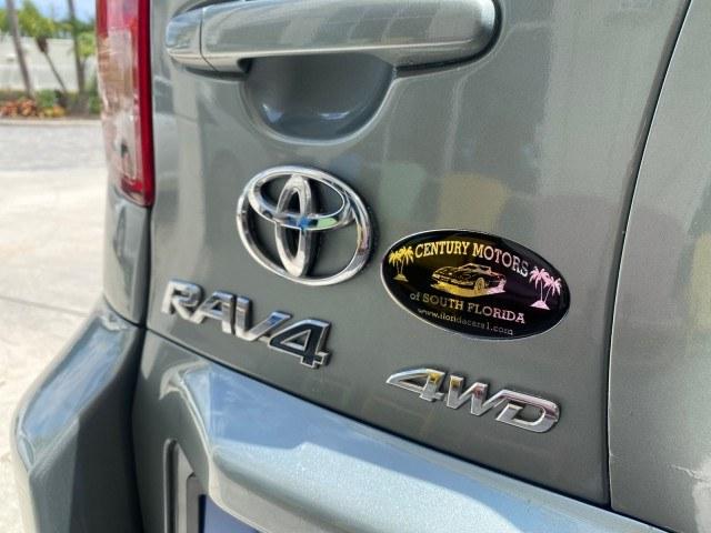 2006 Light Green Metallic /Ash Toyota RAV4 4X4Limited LOW MILES 67,531 (JTMBD31V766) with an 2.4L DOHC SFI 16-Valve VVT-i 4-Cyl Engine engine, Automatic transmission, located at 4701 North Dixie Hwy, Pompano Beach, FL, 33064, (954) 422-2889, 26.240938, -80.123474 - OUR WEBPAGE FLORIDACARS1.COM HAS OVER 100 PHOTOS AND FREE CARFAX LINK 2006 Toyota Rav4 Limited 4WD/AWD 4 Door Wagon/Sport Utility 2.4L I4 F DOHC 16V Gasoline 23 MPG All Wheel Drive Features 4WD/AWD ABS Brakes Air Conditioning Alloy Wheels AM/FM Stereo Automatic Transmission CD Audio Cloth Seats Crui- Photo#98