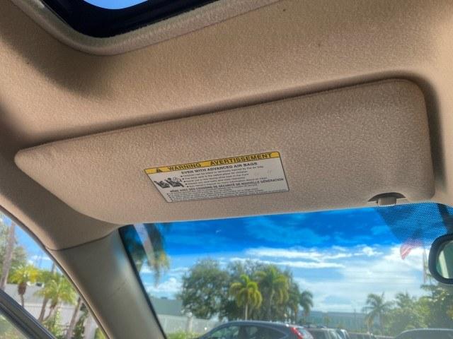 2005 Black /Taupe Toyota Camry XLE LOW MILES 76,231 1 OWNER (4T1BF32K25U) with an 3.0L DOHC MPFI Vvti 24-Valve V6 Engine engine, Automatic transmission, located at 4701 North Dixie Hwy, Pompano Beach, FL, 33064, (954) 422-2889, 26.240938, -80.123474 - OUR WEBPAGE FLORIDACARS1.COM HAS OVER 100 PHOTOS AND FREE CARFAX LINK 2005 Toyota Camry XLE V6 1 OWNER Sedan 4 DR 3.0L V6 F DOHC 24V Gasoline 28 MPG Front Wheel Drive Features ABS Brakes Air Conditioning Alloy Wheels AM/FM Stereo Automatic Transmission Cassette Player CD Audio Cruise Control JBL Sou- Photo#69