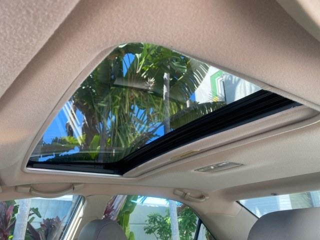 2005 Black /Taupe Toyota Camry XLE LOW MILES 76,231 1 OWNER (4T1BF32K25U) with an 3.0L DOHC MPFI Vvti 24-Valve V6 Engine engine, Automatic transmission, located at 4701 North Dixie Hwy, Pompano Beach, FL, 33064, (954) 422-2889, 26.240938, -80.123474 - OUR WEBPAGE FLORIDACARS1.COM HAS OVER 100 PHOTOS AND FREE CARFAX LINK 2005 Toyota Camry XLE V6 1 OWNER Sedan 4 DR 3.0L V6 F DOHC 24V Gasoline 28 MPG Front Wheel Drive Features ABS Brakes Air Conditioning Alloy Wheels AM/FM Stereo Automatic Transmission Cassette Player CD Audio Cruise Control JBL Sou- Photo#73