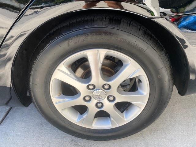 2005 Black /Taupe Toyota Camry XLE LOW MILES 76,231 1 OWNER (4T1BF32K25U) with an 3.0L DOHC MPFI Vvti 24-Valve V6 Engine engine, Automatic transmission, located at 4701 North Dixie Hwy, Pompano Beach, FL, 33064, (954) 422-2889, 26.240938, -80.123474 - OUR WEBPAGE FLORIDACARS1.COM HAS OVER 100 PHOTOS AND FREE CARFAX LINK 2005 Toyota Camry XLE V6 1 OWNER Sedan 4 DR 3.0L V6 F DOHC 24V Gasoline 28 MPG Front Wheel Drive Features ABS Brakes Air Conditioning Alloy Wheels AM/FM Stereo Automatic Transmission Cassette Player CD Audio Cruise Control JBL Sou- Photo#91