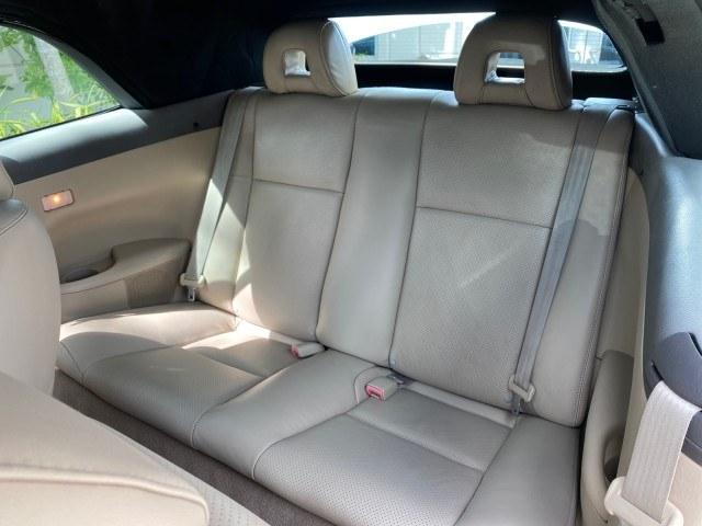 2007 Cosmic Blue Metallic /Ivory Toyota Camry Solara SLE LOW MILES 39,944 1 OWNER (4T1FA38P97U) with an 3.3L DOHC SMPI VVT-i 24-Valve V6 Engine engine, Automatic transmission, located at 4701 North Dixie Hwy, Pompano Beach, FL, 33064, (954) 422-2889, 26.240938, -80.123474 - OUR WEBPAGE FLORIDACARS1.COM HAS OVER 100 PHOTOS AND FREE CARFAX LINK 2007 Toyota Camry Solara SLE V6 1 OWNER Convertible 3.3L V6 F DOHC 24V Gasoline 29 MPG Front Wheel Drive Features ABS Brakes Air Conditioning Alloy Wheels AM/FM Stereo Automatic Transmission Auxiliary Audio Input Bluetooth Technol- Photo#14