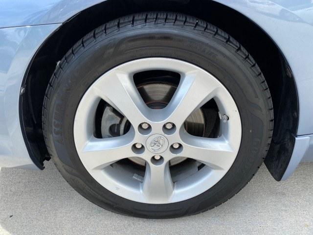2007 Cosmic Blue Metallic /Ivory Toyota Camry Solara SLE LOW MILES 39,944 1 OWNER (4T1FA38P97U) with an 3.3L DOHC SMPI VVT-i 24-Valve V6 Engine engine, Automatic transmission, located at 4701 North Dixie Hwy, Pompano Beach, FL, 33064, (954) 422-2889, 26.240938, -80.123474 - OUR WEBPAGE FLORIDACARS1.COM HAS OVER 100 PHOTOS AND FREE CARFAX LINK 2007 Toyota Camry Solara SLE V6 1 OWNER Convertible 3.3L V6 F DOHC 24V Gasoline 29 MPG Front Wheel Drive Features ABS Brakes Air Conditioning Alloy Wheels AM/FM Stereo Automatic Transmission Auxiliary Audio Input Bluetooth Technol- Photo#19