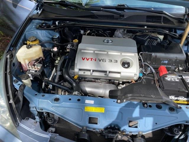 2007 Cosmic Blue Metallic /Ivory Toyota Camry Solara SLE LOW MILES 39,944 1 OWNER (4T1FA38P97U) with an 3.3L DOHC SMPI VVT-i 24-Valve V6 Engine engine, Automatic transmission, located at 4701 North Dixie Hwy, Pompano Beach, FL, 33064, (954) 422-2889, 26.240938, -80.123474 - OUR WEBPAGE FLORIDACARS1.COM HAS OVER 100 PHOTOS AND FREE CARFAX LINK 2007 Toyota Camry Solara SLE V6 1 OWNER Convertible 3.3L V6 F DOHC 24V Gasoline 29 MPG Front Wheel Drive Features ABS Brakes Air Conditioning Alloy Wheels AM/FM Stereo Automatic Transmission Auxiliary Audio Input Bluetooth Technol- Photo#24