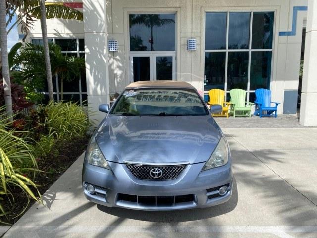 2007 Cosmic Blue Metallic /Ivory Toyota Camry Solara SLE LOW MILES 39,944 1 OWNER (4T1FA38P97U) with an 3.3L DOHC SMPI VVT-i 24-Valve V6 Engine engine, Automatic transmission, located at 4701 North Dixie Hwy, Pompano Beach, FL, 33064, (954) 422-2889, 26.240938, -80.123474 - OUR WEBPAGE FLORIDACARS1.COM HAS OVER 100 PHOTOS AND FREE CARFAX LINK 2007 Toyota Camry Solara SLE V6 1 OWNER Convertible 3.3L V6 F DOHC 24V Gasoline 29 MPG Front Wheel Drive Features ABS Brakes Air Conditioning Alloy Wheels AM/FM Stereo Automatic Transmission Auxiliary Audio Input Bluetooth Technol- Photo#26