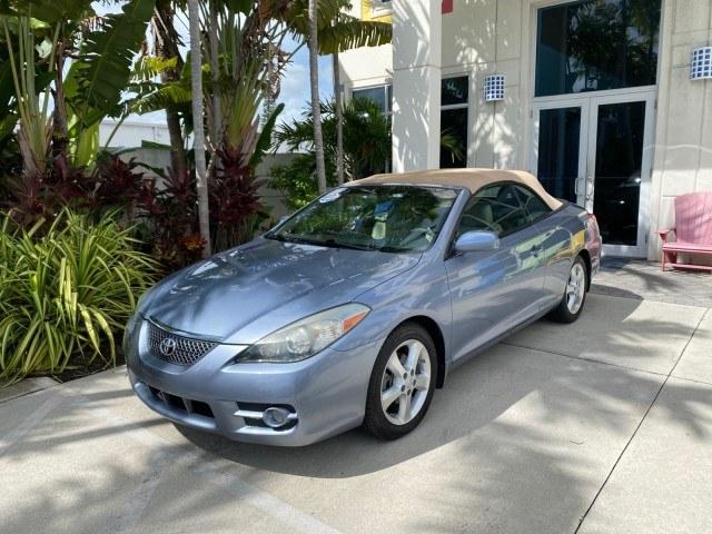 2007 Cosmic Blue Metallic /Ivory Toyota Camry Solara SLE LOW MILES 39,944 1 OWNER (4T1FA38P97U) with an 3.3L DOHC SMPI VVT-i 24-Valve V6 Engine engine, Automatic transmission, located at 4701 North Dixie Hwy, Pompano Beach, FL, 33064, (954) 422-2889, 26.240938, -80.123474 - OUR WEBPAGE FLORIDACARS1.COM HAS OVER 100 PHOTOS AND FREE CARFAX LINK 2007 Toyota Camry Solara SLE V6 1 OWNER Convertible 3.3L V6 F DOHC 24V Gasoline 29 MPG Front Wheel Drive Features ABS Brakes Air Conditioning Alloy Wheels AM/FM Stereo Automatic Transmission Auxiliary Audio Input Bluetooth Technol- Photo#30