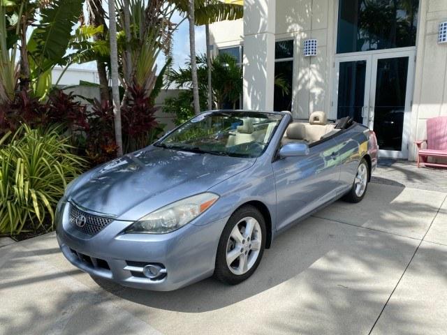 2007 Cosmic Blue Metallic /Ivory Toyota Camry Solara SLE LOW MILES 39,944 1 OWNER (4T1FA38P97U) with an 3.3L DOHC SMPI VVT-i 24-Valve V6 Engine engine, Automatic transmission, located at 4701 North Dixie Hwy, Pompano Beach, FL, 33064, (954) 422-2889, 26.240938, -80.123474 - OUR WEBPAGE FLORIDACARS1.COM HAS OVER 100 PHOTOS AND FREE CARFAX LINK 2007 Toyota Camry Solara SLE V6 1 OWNER Convertible 3.3L V6 F DOHC 24V Gasoline 29 MPG Front Wheel Drive Features ABS Brakes Air Conditioning Alloy Wheels AM/FM Stereo Automatic Transmission Auxiliary Audio Input Bluetooth Technol- Photo#31