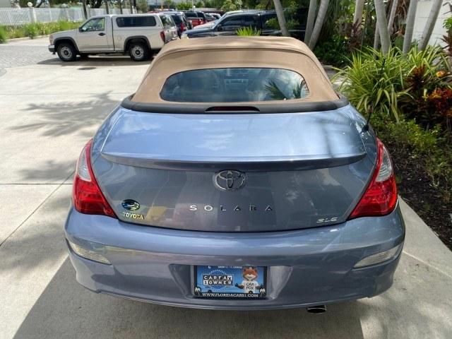 2007 Cosmic Blue Metallic /Ivory Toyota Camry Solara SLE LOW MILES 39,944 1 OWNER (4T1FA38P97U) with an 3.3L DOHC SMPI VVT-i 24-Valve V6 Engine engine, Automatic transmission, located at 4701 North Dixie Hwy, Pompano Beach, FL, 33064, (954) 422-2889, 26.240938, -80.123474 - OUR WEBPAGE FLORIDACARS1.COM HAS OVER 100 PHOTOS AND FREE CARFAX LINK 2007 Toyota Camry Solara SLE V6 1 OWNER Convertible 3.3L V6 F DOHC 24V Gasoline 29 MPG Front Wheel Drive Features ABS Brakes Air Conditioning Alloy Wheels AM/FM Stereo Automatic Transmission Auxiliary Audio Input Bluetooth Technol- Photo#44