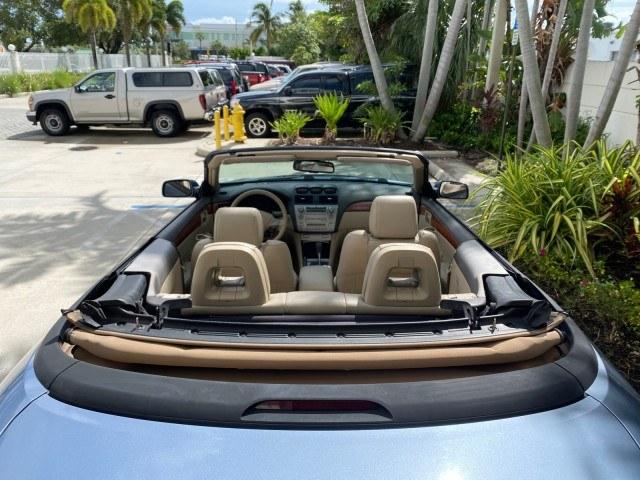 2007 Cosmic Blue Metallic /Ivory Toyota Camry Solara SLE LOW MILES 39,944 1 OWNER (4T1FA38P97U) with an 3.3L DOHC SMPI VVT-i 24-Valve V6 Engine engine, Automatic transmission, located at 4701 North Dixie Hwy, Pompano Beach, FL, 33064, (954) 422-2889, 26.240938, -80.123474 - OUR WEBPAGE FLORIDACARS1.COM HAS OVER 100 PHOTOS AND FREE CARFAX LINK 2007 Toyota Camry Solara SLE V6 1 OWNER Convertible 3.3L V6 F DOHC 24V Gasoline 29 MPG Front Wheel Drive Features ABS Brakes Air Conditioning Alloy Wheels AM/FM Stereo Automatic Transmission Auxiliary Audio Input Bluetooth Technol- Photo#46