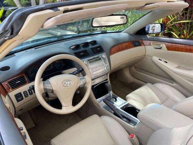 2007 Cosmic Blue Metallic /Ivory Toyota Camry Solara SLE LOW MILES 39,944 1 OWNER (4T1FA38P97U) with an 3.3L DOHC SMPI VVT-i 24-Valve V6 Engine engine, Automatic transmission, located at 4701 North Dixie Hwy, Pompano Beach, FL, 33064, (954) 422-2889, 26.240938, -80.123474 - OUR WEBPAGE FLORIDACARS1.COM HAS OVER 100 PHOTOS AND FREE CARFAX LINK 2007 Toyota Camry Solara SLE V6 1 OWNER Convertible 3.3L V6 F DOHC 24V Gasoline 29 MPG Front Wheel Drive Features ABS Brakes Air Conditioning Alloy Wheels AM/FM Stereo Automatic Transmission Auxiliary Audio Input Bluetooth Technol- Photo#51