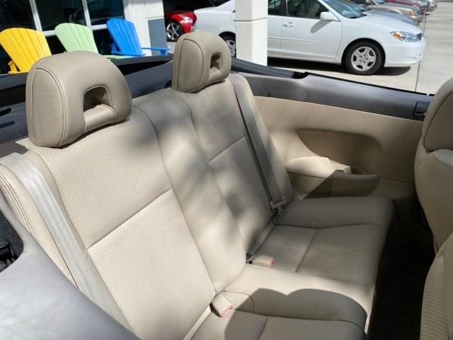 2007 Cosmic Blue Metallic /Ivory Toyota Camry Solara SLE LOW MILES 39,944 1 OWNER (4T1FA38P97U) with an 3.3L DOHC SMPI VVT-i 24-Valve V6 Engine engine, Automatic transmission, located at 4701 North Dixie Hwy, Pompano Beach, FL, 33064, (954) 422-2889, 26.240938, -80.123474 - OUR WEBPAGE FLORIDACARS1.COM HAS OVER 100 PHOTOS AND FREE CARFAX LINK 2007 Toyota Camry Solara SLE V6 1 OWNER Convertible 3.3L V6 F DOHC 24V Gasoline 29 MPG Front Wheel Drive Features ABS Brakes Air Conditioning Alloy Wheels AM/FM Stereo Automatic Transmission Auxiliary Audio Input Bluetooth Technol- Photo#54