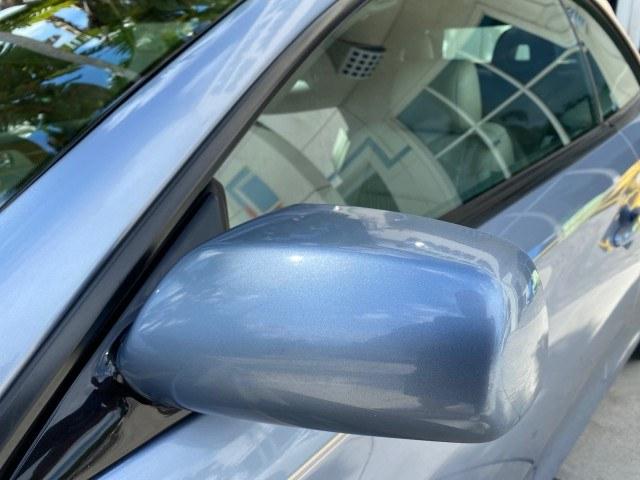 2007 Cosmic Blue Metallic /Ivory Toyota Camry Solara SLE LOW MILES 39,944 1 OWNER (4T1FA38P97U) with an 3.3L DOHC SMPI VVT-i 24-Valve V6 Engine engine, Automatic transmission, located at 4701 North Dixie Hwy, Pompano Beach, FL, 33064, (954) 422-2889, 26.240938, -80.123474 - OUR WEBPAGE FLORIDACARS1.COM HAS OVER 100 PHOTOS AND FREE CARFAX LINK 2007 Toyota Camry Solara SLE V6 1 OWNER Convertible 3.3L V6 F DOHC 24V Gasoline 29 MPG Front Wheel Drive Features ABS Brakes Air Conditioning Alloy Wheels AM/FM Stereo Automatic Transmission Auxiliary Audio Input Bluetooth Technol- Photo#60