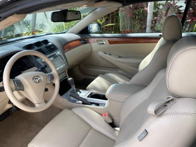 2007 Cosmic Blue Metallic /Ivory Toyota Camry Solara SLE LOW MILES 39,944 1 OWNER (4T1FA38P97U) with an 3.3L DOHC SMPI VVT-i 24-Valve V6 Engine engine, Automatic transmission, located at 4701 North Dixie Hwy, Pompano Beach, FL, 33064, (954) 422-2889, 26.240938, -80.123474 - OUR WEBPAGE FLORIDACARS1.COM HAS OVER 100 PHOTOS AND FREE CARFAX LINK 2007 Toyota Camry Solara SLE V6 1 OWNER Convertible 3.3L V6 F DOHC 24V Gasoline 29 MPG Front Wheel Drive Features ABS Brakes Air Conditioning Alloy Wheels AM/FM Stereo Automatic Transmission Auxiliary Audio Input Bluetooth Technol- Photo#65