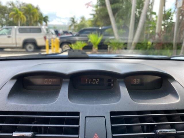 2007 Cosmic Blue Metallic /Ivory Toyota Camry Solara SLE LOW MILES 39,944 1 OWNER (4T1FA38P97U) with an 3.3L DOHC SMPI VVT-i 24-Valve V6 Engine engine, Automatic transmission, located at 4701 North Dixie Hwy, Pompano Beach, FL, 33064, (954) 422-2889, 26.240938, -80.123474 - OUR WEBPAGE FLORIDACARS1.COM HAS OVER 100 PHOTOS AND FREE CARFAX LINK 2007 Toyota Camry Solara SLE V6 1 OWNER Convertible 3.3L V6 F DOHC 24V Gasoline 29 MPG Front Wheel Drive Features ABS Brakes Air Conditioning Alloy Wheels AM/FM Stereo Automatic Transmission Auxiliary Audio Input Bluetooth Technol- Photo#77
