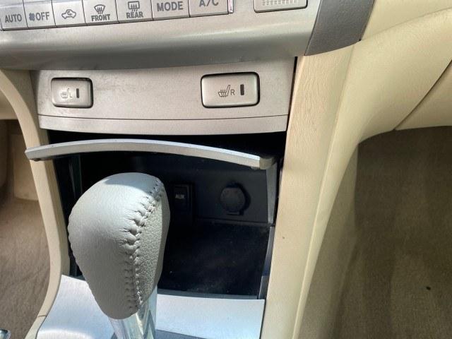 2007 Cosmic Blue Metallic /Ivory Toyota Camry Solara SLE LOW MILES 39,944 1 OWNER (4T1FA38P97U) with an 3.3L DOHC SMPI VVT-i 24-Valve V6 Engine engine, Automatic transmission, located at 4701 North Dixie Hwy, Pompano Beach, FL, 33064, (954) 422-2889, 26.240938, -80.123474 - OUR WEBPAGE FLORIDACARS1.COM HAS OVER 100 PHOTOS AND FREE CARFAX LINK 2007 Toyota Camry Solara SLE V6 1 OWNER Convertible 3.3L V6 F DOHC 24V Gasoline 29 MPG Front Wheel Drive Features ABS Brakes Air Conditioning Alloy Wheels AM/FM Stereo Automatic Transmission Auxiliary Audio Input Bluetooth Technol- Photo#83