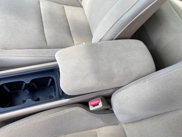 2007 Borrego Beige Metallic /Ivory Honda Civic Sdn LX LOW MILES 24,174 1 OWNER (1HGFA16547L) with an 1.8L SOHC MPFI 16-Valve i-VTEC I4 Engine engine, Automatic transmission, located at 4701 North Dixie Hwy, Pompano Beach, FL, 33064, (954) 422-2889, 26.240938, -80.123474 - OUR WEBPAGE FLORIDACARS1.COM HAS OVER 100 PHOTOS AND FREE CARFAX LINK 2007 Honda Civic LX 1 OWNER Sedan 4 DR 1.8L I4 F SOHC 16V Gasoline Front wheel drive Features ABS Brakes Air Conditioning AM/FM Stereo Automatic Transmission Auxiliary Audio Input CD Audio Cloth Seats Cruise Control Power Locks Po- Photo#65