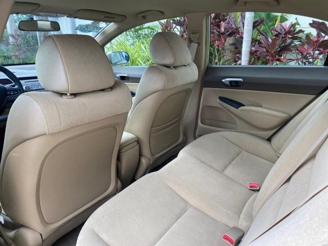 2007 Borrego Beige Metallic /Ivory Honda Civic Sdn LX LOW MILES 24,174 1 OWNER (1HGFA16547L) with an 1.8L SOHC MPFI 16-Valve i-VTEC I4 Engine engine, Automatic transmission, located at 4701 North Dixie Hwy, Pompano Beach, FL, 33064, (954) 422-2889, 26.240938, -80.123474 - OUR WEBPAGE FLORIDACARS1.COM HAS OVER 100 PHOTOS AND FREE CARFAX LINK 2007 Honda Civic LX 1 OWNER Sedan 4 DR 1.8L I4 F SOHC 16V Gasoline Front wheel drive Features ABS Brakes Air Conditioning AM/FM Stereo Automatic Transmission Auxiliary Audio Input CD Audio Cloth Seats Cruise Control Power Locks Po- Photo#81
