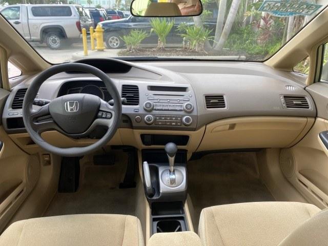 2007 Borrego Beige Metallic /Ivory Honda Civic Sdn LX LOW MILES 24,174 1 OWNER (1HGFA16547L) with an 1.8L SOHC MPFI 16-Valve i-VTEC I4 Engine engine, Automatic transmission, located at 4701 North Dixie Hwy, Pompano Beach, FL, 33064, (954) 422-2889, 26.240938, -80.123474 - OUR WEBPAGE FLORIDACARS1.COM HAS OVER 100 PHOTOS AND FREE CARFAX LINK 2007 Honda Civic LX 1 OWNER Sedan 4 DR 1.8L I4 F SOHC 16V Gasoline Front wheel drive Features ABS Brakes Air Conditioning AM/FM Stereo Automatic Transmission Auxiliary Audio Input CD Audio Cloth Seats Cruise Control Power Locks Po- Photo#84