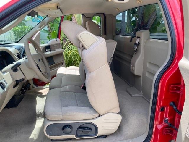 2005 Bright Red /Tan Ford F-150 XLT LOW MILES 78,118 (1FTRF12W25N) with an 4.6L EFI V8 Engine engine, Automatic transmission, located at 4701 North Dixie Hwy, Pompano Beach, FL, 33064, (954) 422-2889, 26.240938, -80.123474 - OUR WEBPAGE FLORIDACARS1.COM HAS OVER 100 PHOTOS AND FREE CARFAX LINK 2005 Ford F-150 XLT Pickup 4.6L V8 F SOHC Gasoline 19 MPG Rear Wheel Drive Features ABS Brakes Air Conditioning AM/FM Stereo Automatic Transmission Bed Cover Bed Liner CD Audio Cloth Seats Cruise Control Long Bed Power Locks Power- Photo#14