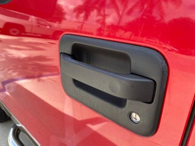2005 Bright Red /Tan Ford F-150 XLT LOW MILES 78,118 (1FTRF12W25N) with an 4.6L EFI V8 Engine engine, Automatic transmission, located at 4701 North Dixie Hwy, Pompano Beach, FL, 33064, (954) 422-2889, 26.240938, -80.123474 - OUR WEBPAGE FLORIDACARS1.COM HAS OVER 100 PHOTOS AND FREE CARFAX LINK 2005 Ford F-150 XLT Pickup 4.6L V8 F SOHC Gasoline 19 MPG Rear Wheel Drive Features ABS Brakes Air Conditioning AM/FM Stereo Automatic Transmission Bed Cover Bed Liner CD Audio Cloth Seats Cruise Control Long Bed Power Locks Power- Photo#35
