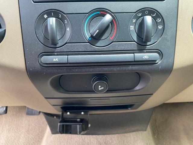 2005 Bright Red /Tan Ford F-150 XLT LOW MILES 78,118 (1FTRF12W25N) with an 4.6L EFI V8 Engine engine, Automatic transmission, located at 4701 North Dixie Hwy, Pompano Beach, FL, 33064, (954) 422-2889, 26.240938, -80.123474 - OUR WEBPAGE FLORIDACARS1.COM HAS OVER 100 PHOTOS AND FREE CARFAX LINK 2005 Ford F-150 XLT Pickup 4.6L V8 F SOHC Gasoline 19 MPG Rear Wheel Drive Features ABS Brakes Air Conditioning AM/FM Stereo Automatic Transmission Bed Cover Bed Liner CD Audio Cloth Seats Cruise Control Long Bed Power Locks Power- Photo#58