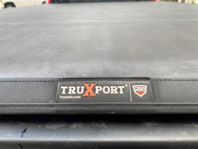 2005 Bright Red /Tan Ford F-150 XLT LOW MILES 78,118 (1FTRF12W25N) with an 4.6L EFI V8 Engine engine, Automatic transmission, located at 4701 North Dixie Hwy, Pompano Beach, FL, 33064, (954) 422-2889, 26.240938, -80.123474 - OUR WEBPAGE FLORIDACARS1.COM HAS OVER 100 PHOTOS AND FREE CARFAX LINK 2005 Ford F-150 XLT Pickup 4.6L V8 F SOHC Gasoline 19 MPG Rear Wheel Drive Features ABS Brakes Air Conditioning AM/FM Stereo Automatic Transmission Bed Cover Bed Liner CD Audio Cloth Seats Cruise Control Long Bed Power Locks Power- Photo#84