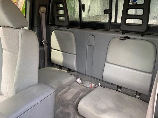 2005 Mineral Gray Metallic /Med Slate Gray Dodge Dakota SLT LOW MILES 70,362 4WD (1D7HW42K55S) with an 3.7L V6 Magnum Engine engine, Automatic transmission, located at 4701 North Dixie Hwy, Pompano Beach, FL, 33064, (954) 422-2889, 26.240938, -80.123474 - OUR WEBPAGE FLORIDACARS1.COM HAS OVER 100 PHOTOS AND FREE CARFAX LINK 2005 Dodge Dakota SLT Club Cab Pickup 3.7L V6 F Gasoline 20 MPG Rear Wheel Drive w/ 4X4 Features 4WD/AWD ABS Brakes Air Conditioning Alloy Wheels AM/FM Stereo Automatic Transmission Bed Cover Bed Liner CD Audio Cloth Seats Cruise- Photo#14