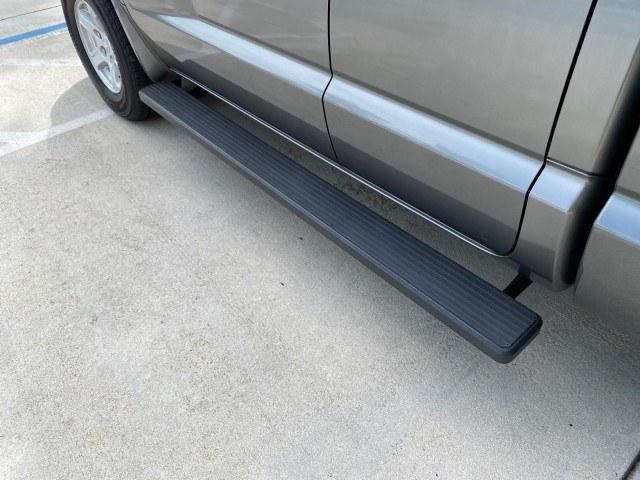 2005 Mineral Gray Metallic /Med Slate Gray Dodge Dakota SLT LOW MILES 70,362 4WD (1D7HW42K55S) with an 3.7L V6 Magnum Engine engine, Automatic transmission, located at 4701 North Dixie Hwy, Pompano Beach, FL, 33064, (954) 422-2889, 26.240938, -80.123474 - OUR WEBPAGE FLORIDACARS1.COM HAS OVER 100 PHOTOS AND FREE CARFAX LINK 2005 Dodge Dakota SLT Club Cab Pickup 3.7L V6 F Gasoline 20 MPG Rear Wheel Drive w/ 4X4 Features 4WD/AWD ABS Brakes Air Conditioning Alloy Wheels AM/FM Stereo Automatic Transmission Bed Cover Bed Liner CD Audio Cloth Seats Cruise- Photo#41
