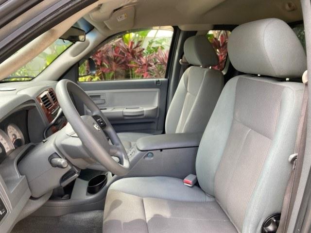 2005 Mineral Gray Metallic /Med Slate Gray Dodge Dakota SLT LOW MILES 70,362 4WD (1D7HW42K55S) with an 3.7L V6 Magnum Engine engine, Automatic transmission, located at 4701 North Dixie Hwy, Pompano Beach, FL, 33064, (954) 422-2889, 26.240938, -80.123474 - OUR WEBPAGE FLORIDACARS1.COM HAS OVER 100 PHOTOS AND FREE CARFAX LINK 2005 Dodge Dakota SLT Club Cab Pickup 3.7L V6 F Gasoline 20 MPG Rear Wheel Drive w/ 4X4 Features 4WD/AWD ABS Brakes Air Conditioning Alloy Wheels AM/FM Stereo Automatic Transmission Bed Cover Bed Liner CD Audio Cloth Seats Cruise- Photo#44