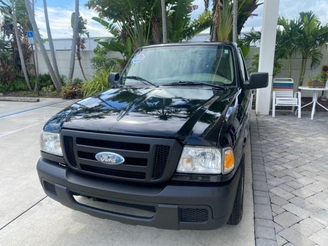 2007 Black /Med Pebble Tan Ford Ranger STX LOW MILES 61,096 1 OWNER (1FTYR10D87P) with an 2.3L DOHC 16-Valve I4 Engine engine, Manual transmission, located at 4701 North Dixie Hwy, Pompano Beach, FL, 33064, (954) 422-2889, 26.240938, -80.123474 - OUR WEBPAGE FLORIDACARS1.COM HAS OVER 100 PHOTOS AND FREE CARFAX LINK 2007 Ford Ranger STX 1 OWNER Pickup 2.3L 4 F Gasoline Rear Wheel Drive Features ABS Brakes Air Conditioning AM/FM Stereo CD Audio Manual Transmission Vinyl Seats 2007 Ford Ranger STX with only 61,092 miles, 1 owner, and a manual t- Photo#3