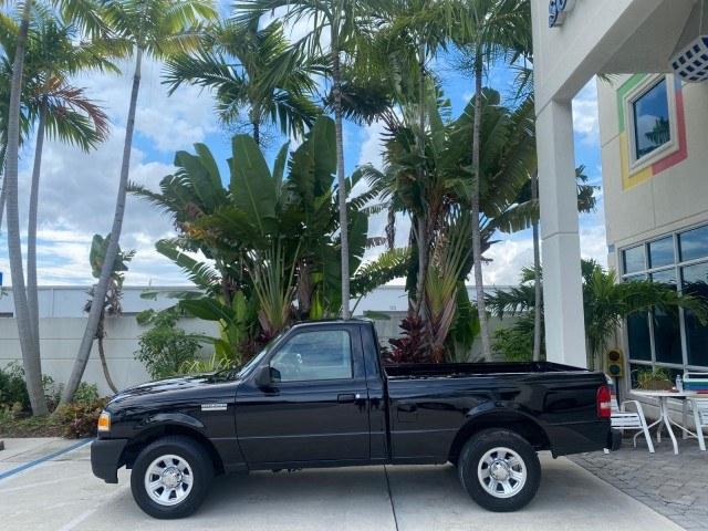 2007 Black /Med Pebble Tan Ford Ranger STX LOW MILES 61,096 1 OWNER (1FTYR10D87P) with an 2.3L DOHC 16-Valve I4 Engine engine, Manual transmission, located at 4701 North Dixie Hwy, Pompano Beach, FL, 33064, (954) 422-2889, 26.240938, -80.123474 - OUR WEBPAGE FLORIDACARS1.COM HAS OVER 100 PHOTOS AND FREE CARFAX LINK 2007 Ford Ranger STX 1 OWNER Pickup 2.3L 4 F Gasoline Rear Wheel Drive Features ABS Brakes Air Conditioning AM/FM Stereo CD Audio Manual Transmission Vinyl Seats 2007 Ford Ranger STX with only 61,092 miles, 1 owner, and a manual t- Photo#4