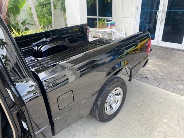 2007 Black /Med Pebble Tan Ford Ranger STX LOW MILES 61,096 1 OWNER (1FTYR10D87P) with an 2.3L DOHC 16-Valve I4 Engine engine, Manual transmission, located at 4701 North Dixie Hwy, Pompano Beach, FL, 33064, (954) 422-2889, 26.240938, -80.123474 - OUR WEBPAGE FLORIDACARS1.COM HAS OVER 100 PHOTOS AND FREE CARFAX LINK 2007 Ford Ranger STX 1 OWNER Pickup 2.3L 4 F Gasoline Rear Wheel Drive Features ABS Brakes Air Conditioning AM/FM Stereo CD Audio Manual Transmission Vinyl Seats 2007 Ford Ranger STX with only 61,092 miles, 1 owner, and a manual t- Photo#14