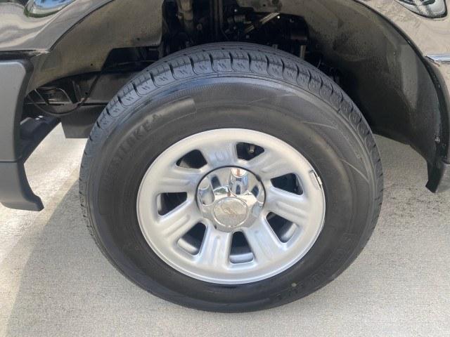 2007 Black /Med Pebble Tan Ford Ranger STX LOW MILES 61,096 1 OWNER (1FTYR10D87P) with an 2.3L DOHC 16-Valve I4 Engine engine, Manual transmission, located at 4701 North Dixie Hwy, Pompano Beach, FL, 33064, (954) 422-2889, 26.240938, -80.123474 - OUR WEBPAGE FLORIDACARS1.COM HAS OVER 100 PHOTOS AND FREE CARFAX LINK 2007 Ford Ranger STX 1 OWNER Pickup 2.3L 4 F Gasoline Rear Wheel Drive Features ABS Brakes Air Conditioning AM/FM Stereo CD Audio Manual Transmission Vinyl Seats 2007 Ford Ranger STX with only 61,092 miles, 1 owner, and a manual t- Photo#19