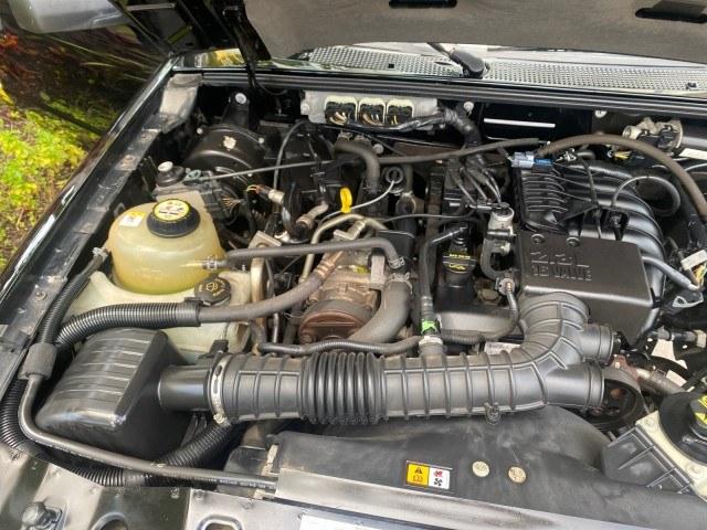 2007 Black /Med Pebble Tan Ford Ranger STX LOW MILES 61,096 1 OWNER (1FTYR10D87P) with an 2.3L DOHC 16-Valve I4 Engine engine, Manual transmission, located at 4701 North Dixie Hwy, Pompano Beach, FL, 33064, (954) 422-2889, 26.240938, -80.123474 - OUR WEBPAGE FLORIDACARS1.COM HAS OVER 100 PHOTOS AND FREE CARFAX LINK 2007 Ford Ranger STX 1 OWNER Pickup 2.3L 4 F Gasoline Rear Wheel Drive Features ABS Brakes Air Conditioning AM/FM Stereo CD Audio Manual Transmission Vinyl Seats 2007 Ford Ranger STX with only 61,092 miles, 1 owner, and a manual t- Photo#24