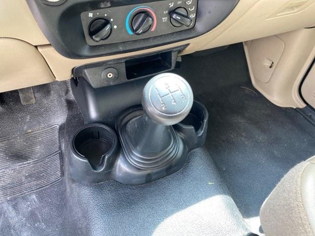 2007 Black /Med Pebble Tan Ford Ranger STX LOW MILES 61,096 1 OWNER (1FTYR10D87P) with an 2.3L DOHC 16-Valve I4 Engine engine, Manual transmission, located at 4701 North Dixie Hwy, Pompano Beach, FL, 33064, (954) 422-2889, 26.240938, -80.123474 - OUR WEBPAGE FLORIDACARS1.COM HAS OVER 100 PHOTOS AND FREE CARFAX LINK 2007 Ford Ranger STX 1 OWNER Pickup 2.3L 4 F Gasoline Rear Wheel Drive Features ABS Brakes Air Conditioning AM/FM Stereo CD Audio Manual Transmission Vinyl Seats 2007 Ford Ranger STX with only 61,092 miles, 1 owner, and a manual t- Photo#66