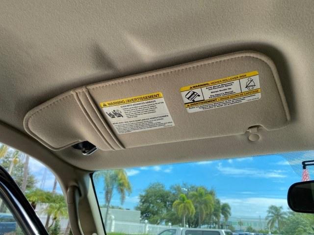 2007 Black /Med Pebble Tan Ford Ranger STX LOW MILES 61,096 1 OWNER (1FTYR10D87P) with an 2.3L DOHC 16-Valve I4 Engine engine, Manual transmission, located at 4701 North Dixie Hwy, Pompano Beach, FL, 33064, (954) 422-2889, 26.240938, -80.123474 - OUR WEBPAGE FLORIDACARS1.COM HAS OVER 100 PHOTOS AND FREE CARFAX LINK 2007 Ford Ranger STX 1 OWNER Pickup 2.3L 4 F Gasoline Rear Wheel Drive Features ABS Brakes Air Conditioning AM/FM Stereo CD Audio Manual Transmission Vinyl Seats 2007 Ford Ranger STX with only 61,092 miles, 1 owner, and a manual t- Photo#68