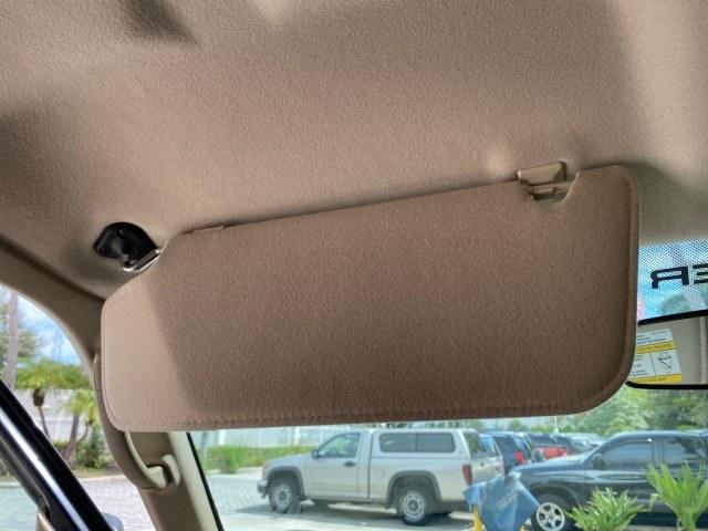 2007 Black /Med Pebble Tan Ford Ranger STX LOW MILES 61,096 1 OWNER (1FTYR10D87P) with an 2.3L DOHC 16-Valve I4 Engine engine, Manual transmission, located at 4701 North Dixie Hwy, Pompano Beach, FL, 33064, (954) 422-2889, 26.240938, -80.123474 - OUR WEBPAGE FLORIDACARS1.COM HAS OVER 100 PHOTOS AND FREE CARFAX LINK 2007 Ford Ranger STX 1 OWNER Pickup 2.3L 4 F Gasoline Rear Wheel Drive Features ABS Brakes Air Conditioning AM/FM Stereo CD Audio Manual Transmission Vinyl Seats 2007 Ford Ranger STX with only 61,092 miles, 1 owner, and a manual t- Photo#69