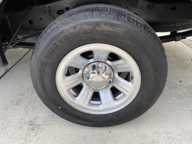2007 Black /Med Pebble Tan Ford Ranger STX LOW MILES 61,096 1 OWNER (1FTYR10D87P) with an 2.3L DOHC 16-Valve I4 Engine engine, Manual transmission, located at 4701 North Dixie Hwy, Pompano Beach, FL, 33064, (954) 422-2889, 26.240938, -80.123474 - OUR WEBPAGE FLORIDACARS1.COM HAS OVER 100 PHOTOS AND FREE CARFAX LINK 2007 Ford Ranger STX 1 OWNER Pickup 2.3L 4 F Gasoline Rear Wheel Drive Features ABS Brakes Air Conditioning AM/FM Stereo CD Audio Manual Transmission Vinyl Seats 2007 Ford Ranger STX with only 61,092 miles, 1 owner, and a manual t- Photo#84