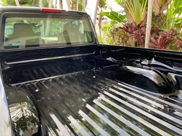 2007 Black /Med Pebble Tan Ford Ranger STX LOW MILES 61,096 1 OWNER (1FTYR10D87P) with an 2.3L DOHC 16-Valve I4 Engine engine, Manual transmission, located at 4701 North Dixie Hwy, Pompano Beach, FL, 33064, (954) 422-2889, 26.240938, -80.123474 - OUR WEBPAGE FLORIDACARS1.COM HAS OVER 100 PHOTOS AND FREE CARFAX LINK 2007 Ford Ranger STX 1 OWNER Pickup 2.3L 4 F Gasoline Rear Wheel Drive Features ABS Brakes Air Conditioning AM/FM Stereo CD Audio Manual Transmission Vinyl Seats 2007 Ford Ranger STX with only 61,092 miles, 1 owner, and a manual t- Photo#88