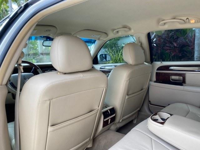 2010 Vibrant White /Light Camel Lincoln Town Car Signature Limited LOW MILES 47,515 (2LNBL8CV3AX) with an 4.6L SOHC EFI V8 FFV Engine engine, Automatic transmission, located at 4701 North Dixie Hwy, Pompano Beach, FL, 33064, (954) 422-2889, 26.240938, -80.123474 - OUR WEBPAGE FLORIDACARS1.COM HAS OVER 100 PHOTOS AND FREE CARFAX LINK 2010 Lincoln Town Car Signature Limited Sedan 4 DR 4.6L V8 F SOHC 16V Flex Fuel 24 MPG Rear Wheel Drive Features ABS Brakes Air Conditioning Alloy Wheels AM/FM Stereo Automatic Transmission CD Audio Cruise Control Flex Fuel Vehicl- Photo#83
