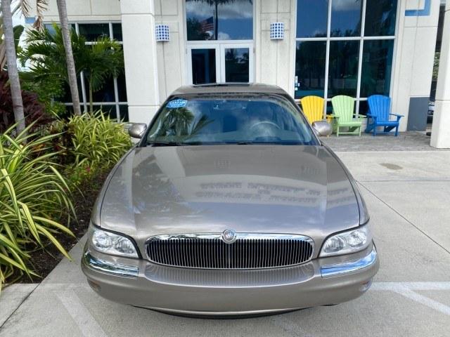 2000 Light Bronzemist Metallic /Taupe Buick Park Avenue Ultra LOW MILES 72,419 (1G4CU5416Y4) with an 3.8L SFI V6 3800 Series II Supercharged Engine engine, Automatic transmission, located at 4701 North Dixie Hwy, Pompano Beach, FL, 33064, (954) 422-2889, 26.240938, -80.123474 - OUR WEBPAGE FLORIDACARS1.COM HAS OVER 100 PHOTOS AND FREE CARFAX LINK 2000 Buick Park Avenue Ultra Sedan 4 DR 3.8L V6 F Gasoline 27 MPG Front Wheel Drive Features ABS Brakes Air Conditioning Alloy Wheels AM/FM Stereo Automatic Transmission Cassette Player CD Audio Cruise Control Front Seat Heaters L- Photo#27
