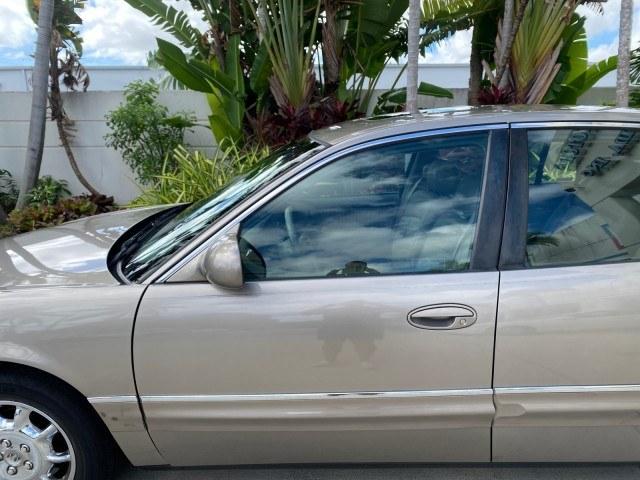 2000 Light Bronzemist Metallic /Taupe Buick Park Avenue Ultra LOW MILES 72,419 (1G4CU5416Y4) with an 3.8L SFI V6 3800 Series II Supercharged Engine engine, Automatic transmission, located at 4701 North Dixie Hwy, Pompano Beach, FL, 33064, (954) 422-2889, 26.240938, -80.123474 - OUR WEBPAGE FLORIDACARS1.COM HAS OVER 100 PHOTOS AND FREE CARFAX LINK 2000 Buick Park Avenue Ultra Sedan 4 DR 3.8L V6 F Gasoline 27 MPG Front Wheel Drive Features ABS Brakes Air Conditioning Alloy Wheels AM/FM Stereo Automatic Transmission Cassette Player CD Audio Cruise Control Front Seat Heaters L- Photo#36