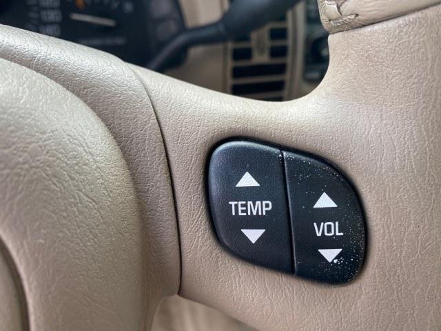 2000 Light Bronzemist Metallic /Taupe Buick Park Avenue Ultra LOW MILES 72,419 (1G4CU5416Y4) with an 3.8L SFI V6 3800 Series II Supercharged Engine engine, Automatic transmission, located at 4701 North Dixie Hwy, Pompano Beach, FL, 33064, (954) 422-2889, 26.240938, -80.123474 - OUR WEBPAGE FLORIDACARS1.COM HAS OVER 100 PHOTOS AND FREE CARFAX LINK 2000 Buick Park Avenue Ultra Sedan 4 DR 3.8L V6 F Gasoline 27 MPG Front Wheel Drive Features ABS Brakes Air Conditioning Alloy Wheels AM/FM Stereo Automatic Transmission Cassette Player CD Audio Cruise Control Front Seat Heaters L- Photo#49